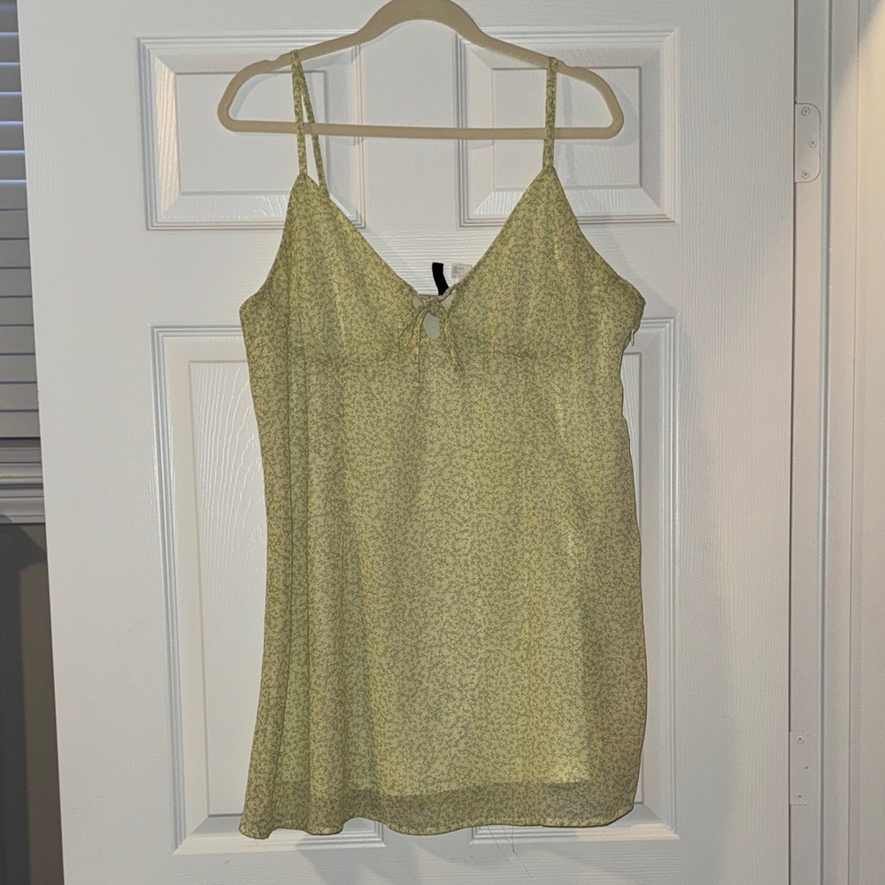 Divider H&M Women’s Size XL Yellow and Green Floral Mini Dress